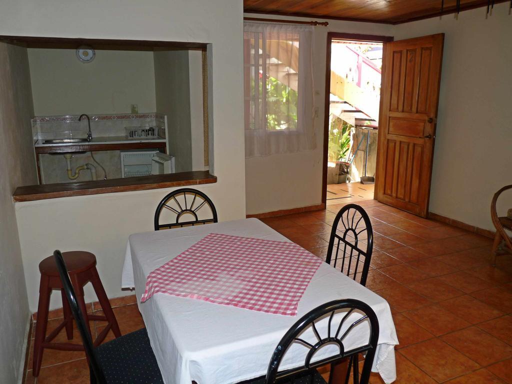 Hotel Posada Isla Chica Bocas del Toro Habitación foto