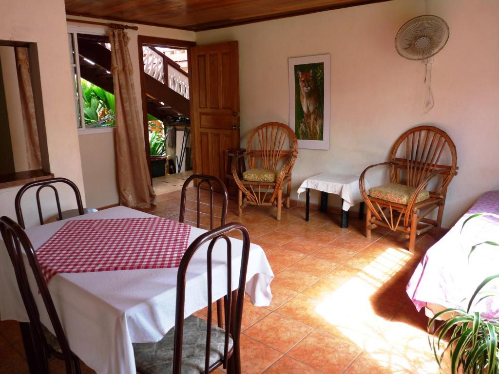 Hotel Posada Isla Chica Bocas del Toro Habitación foto