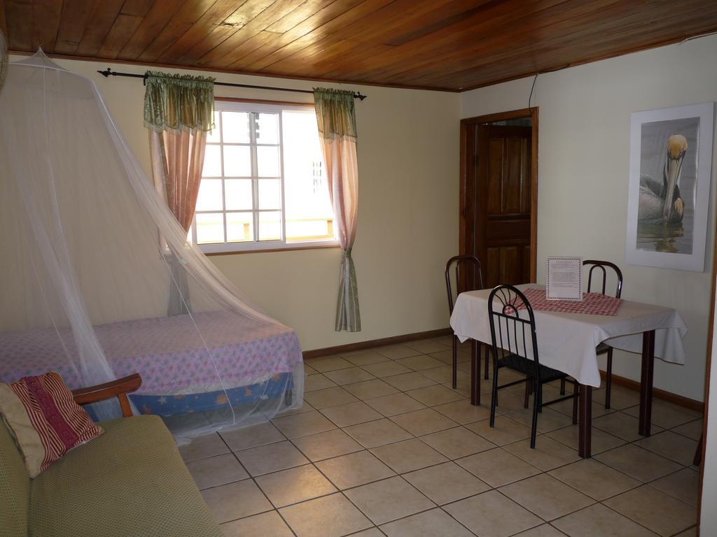 Hotel Posada Isla Chica Bocas del Toro Habitación foto